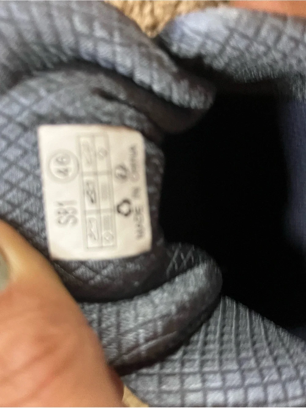 WHITIN Gray Mesh Athletic Running Shoes with Black Accents